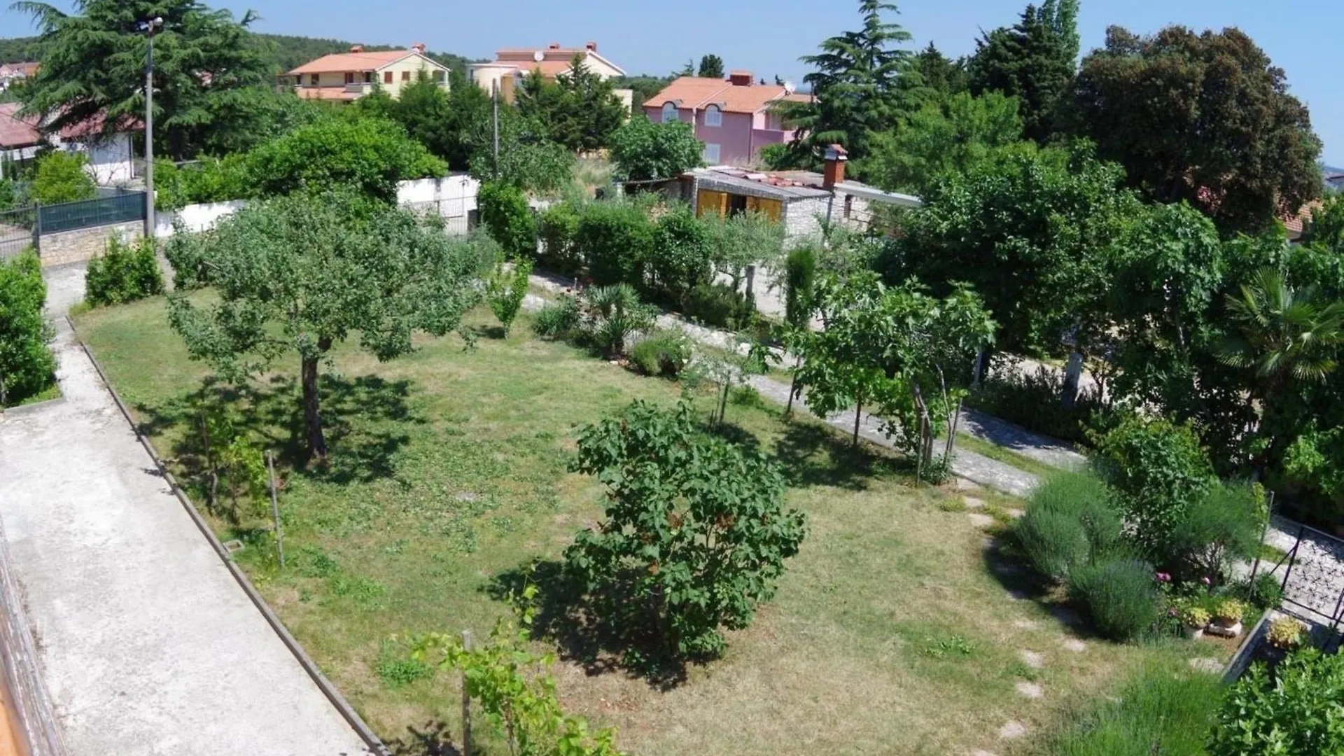 Appartement In Premantura Mit Grill, Terrasse Und Garten 0*,  Croatia