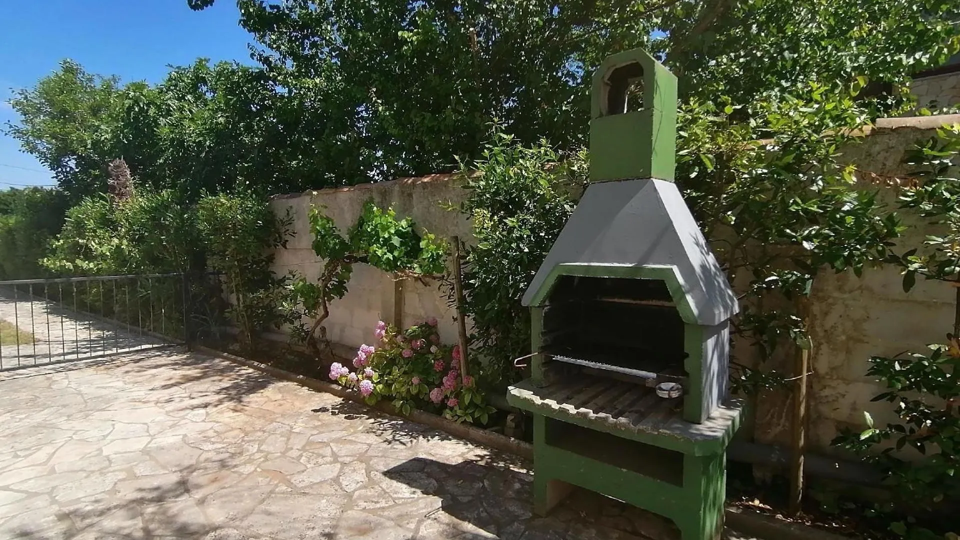 Appartement In Premantura Mit Grill, Terrasse Und Garten Croatia